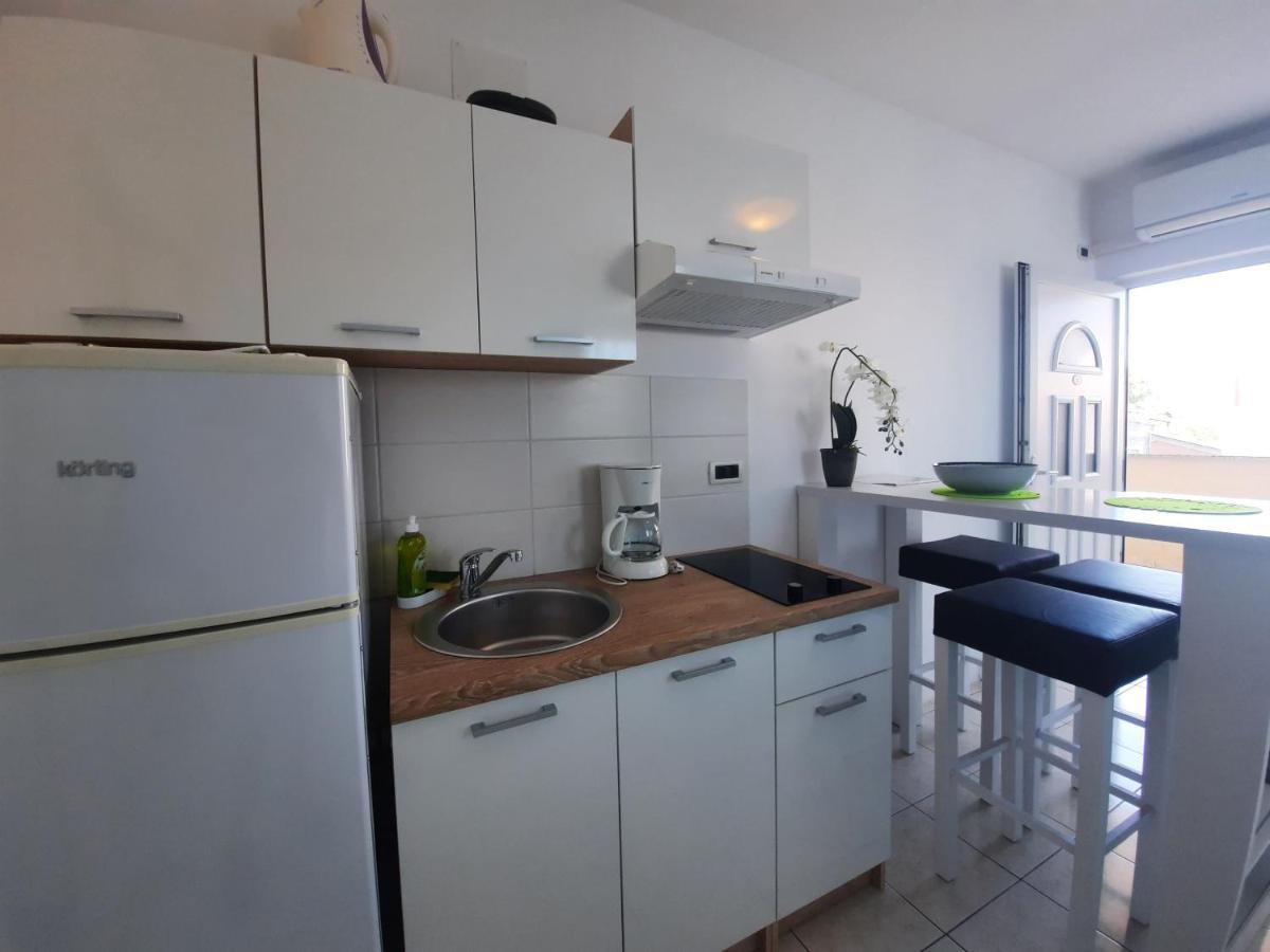 Villa Doris Yourcroatiaholiday プレマントゥーラ エクステリア 写真